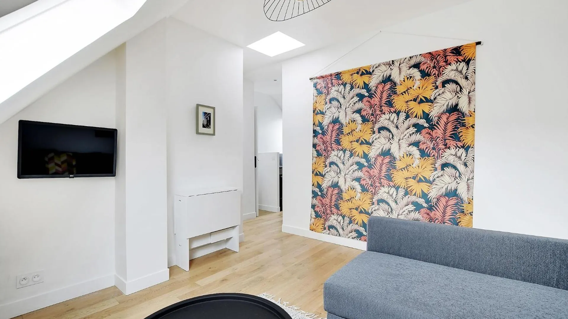 Nice 2 Rooms Refurbished - Moulin Rouge Pigallle - Bail Mobilite Paris Apartment